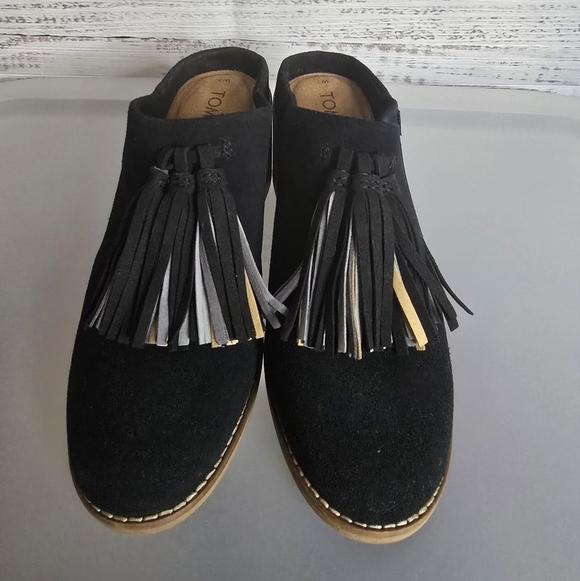 Toms Black Suede Tassel Mules with Wooden Block Heel Woman Size 7 - Picture 2 of 9